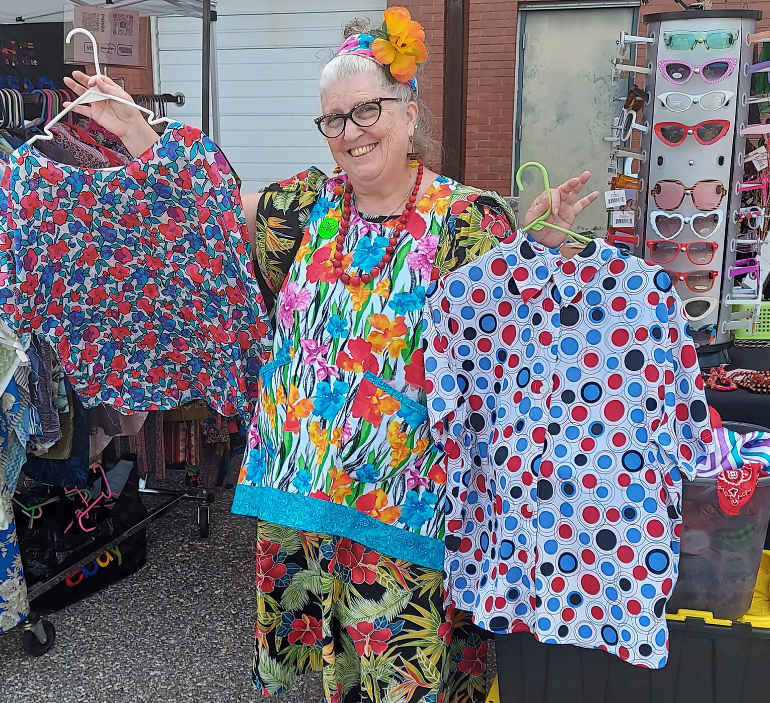 Hey Viv ! In Person Markets Hey Viv ! Vintage and Retro Clothing in Person Markets